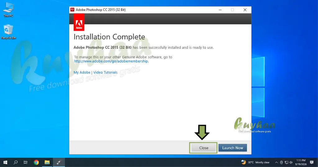 Installation complete success prompt for Photoshop CC 2015 showing the Close button