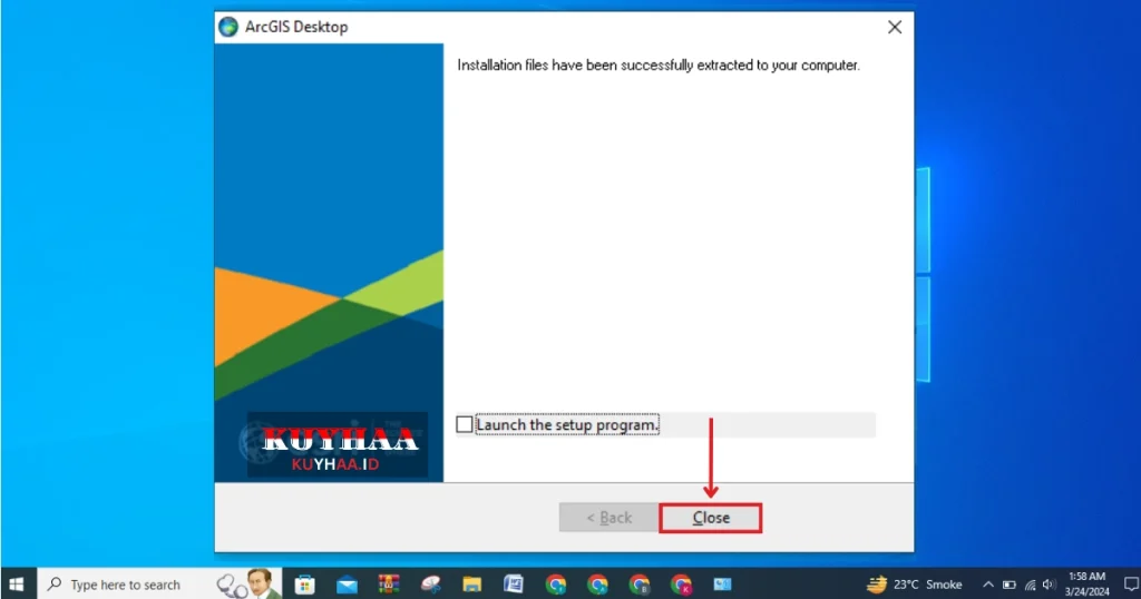This picture shows to click Close after extraction of of ArcGIS Desktop