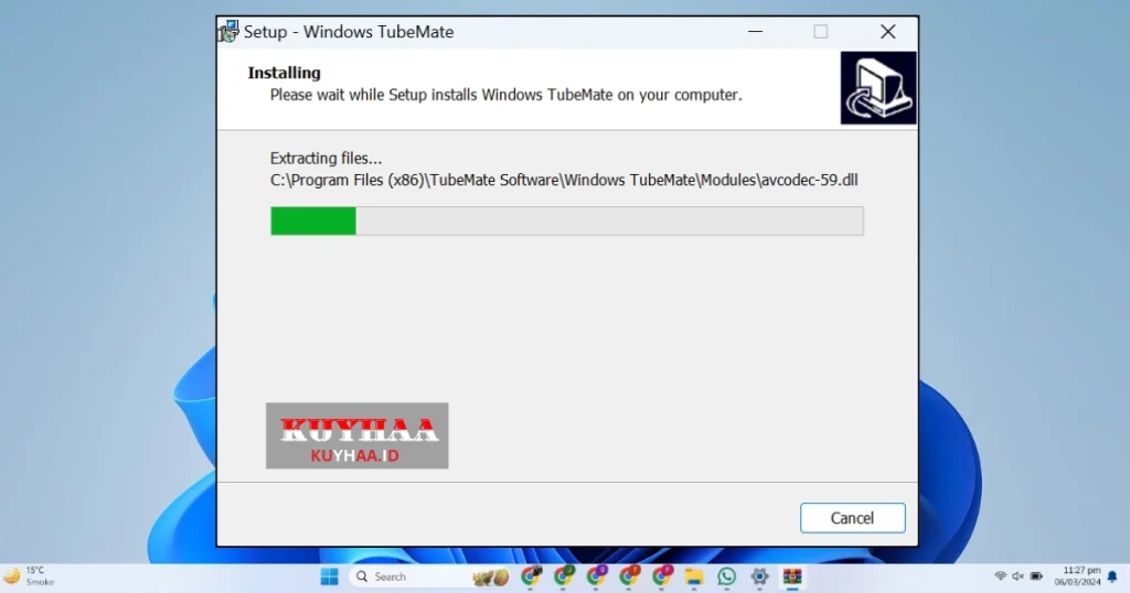 This picture shows the installation of TubeMate Downloader